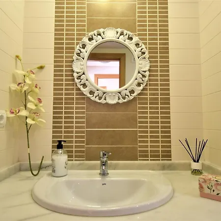 Amplio Tranquilo Y Confortable Apartamento En Golf Hills Estepona Διαμέρισμα
